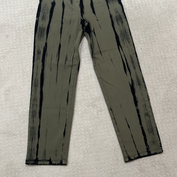 Green and Black Tie Dye Pant - Picture 3 of 9